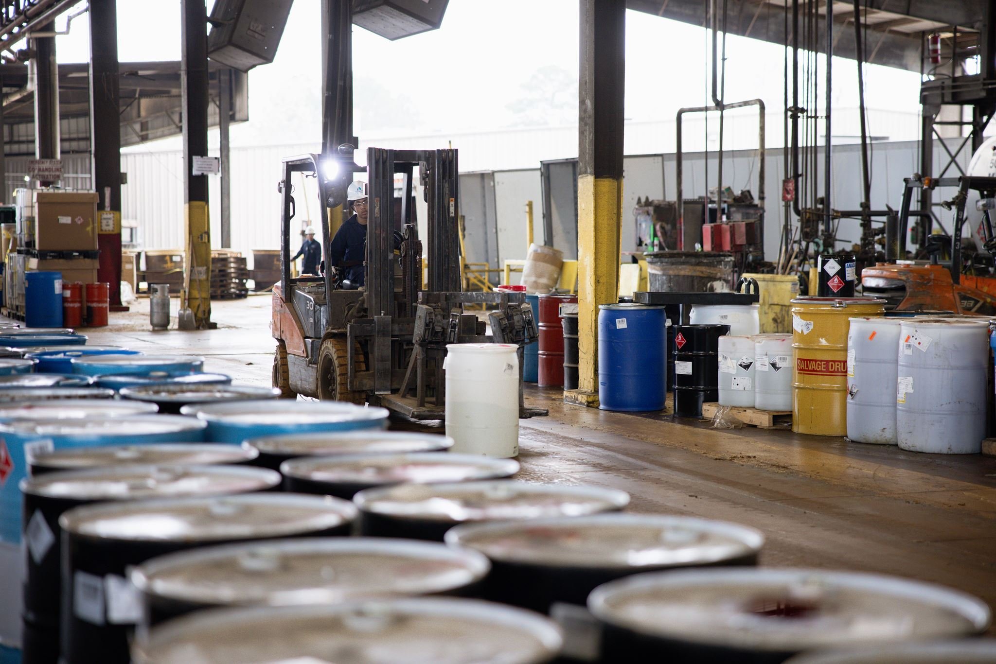operational-photo-warehouse-drums